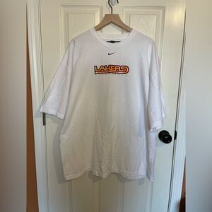 Vintage Nike Los Angelas Lakers NBA Tee